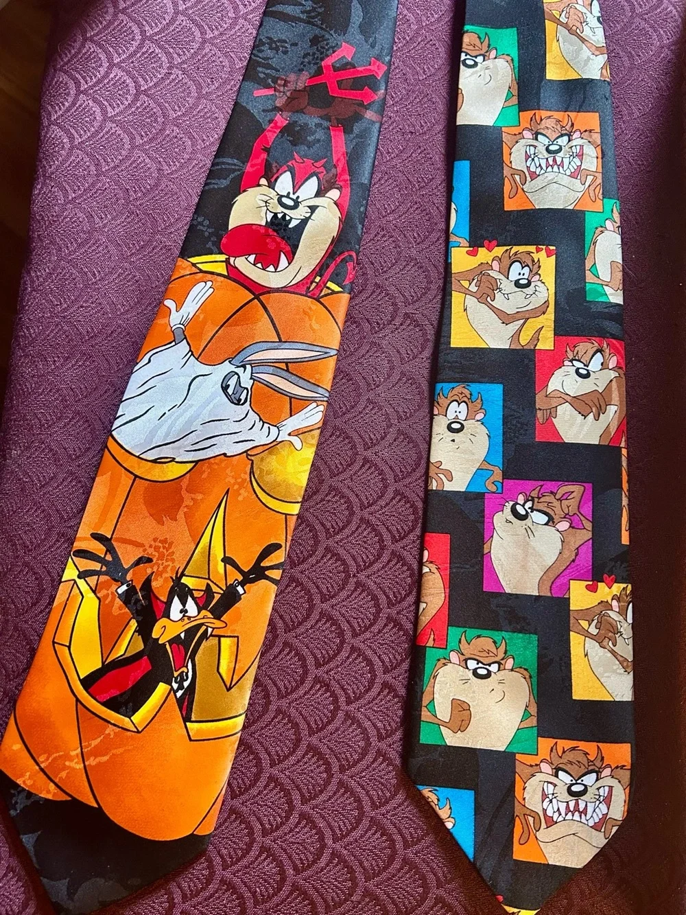 90s Warner Bros. & Looney Tunes Taz, Bugs & Scooby Cartoon Novelty Ties Lot of 5